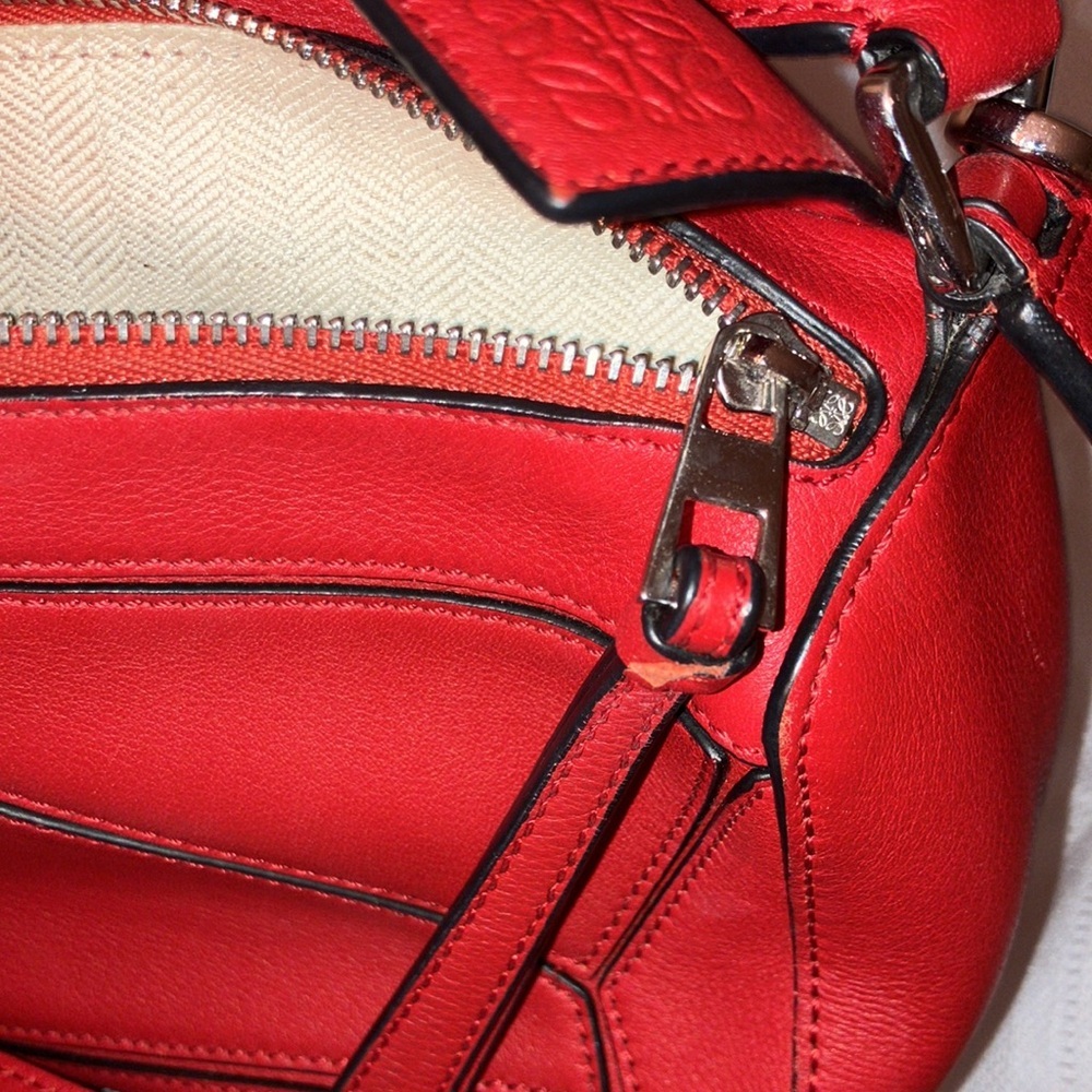 Authentic Loewe puzzle mini bag​ - Picture 10 of 11